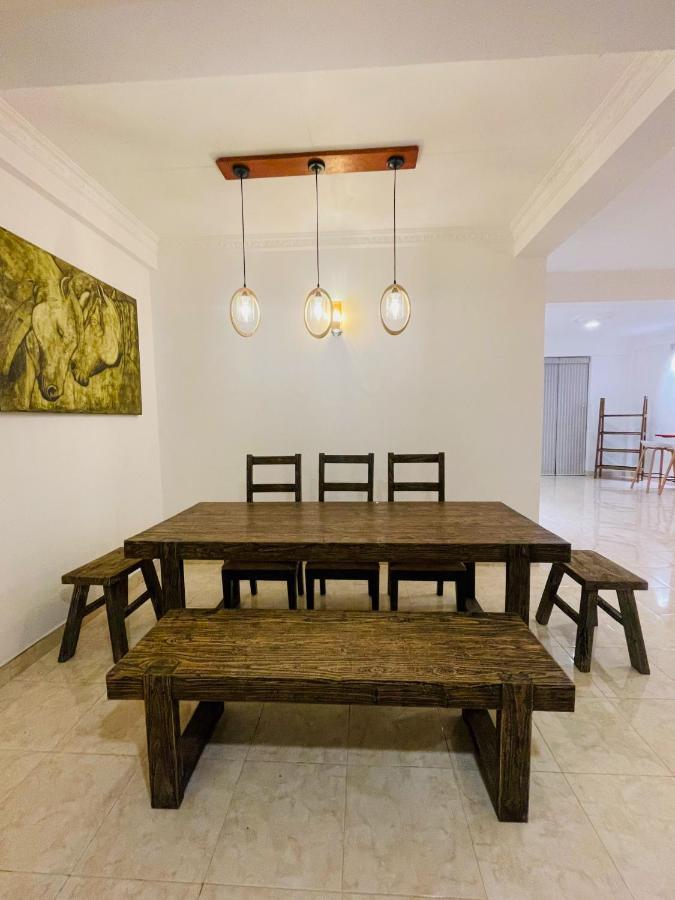 Rusty Bunk Villa 康提 外观 照片